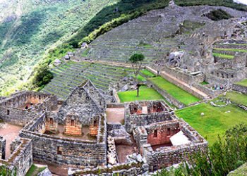Essential Machu Picchu and Cusco Tour